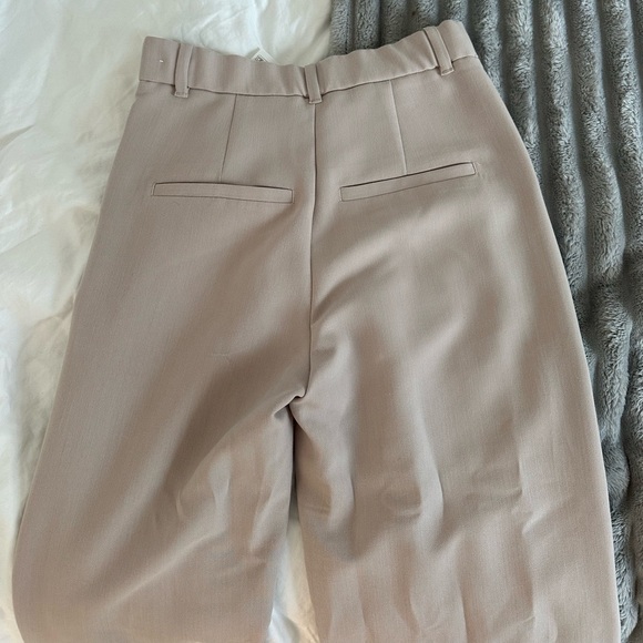 A&F Sloane Tailored Wide Leg Pant - Picture 3 of 3